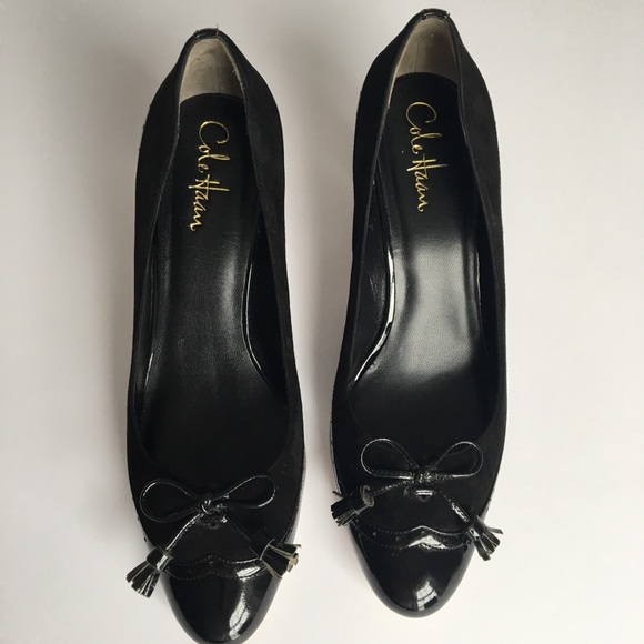 cole haan black suede pumps